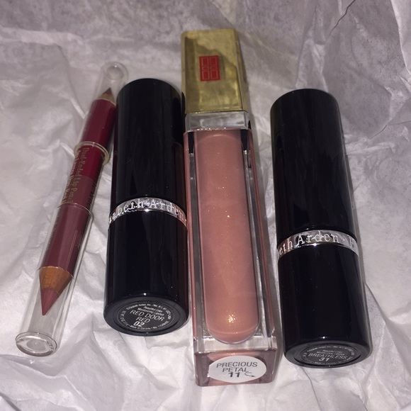 New Elizabeth Arden Lip Kit - Picture 2 of 2